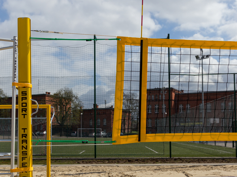 BEACH VOLLEYBALL NET (PROFESSIONAL) - ALSO SUITABLE FOR VOLLEYBALL ON SNOW
