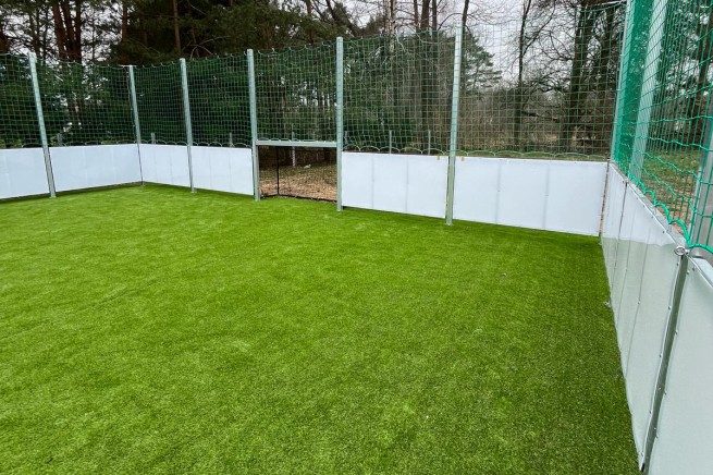 MINI-FOOTBALL PITCH 11.00 X 10.00 M – SOCKETED (3)