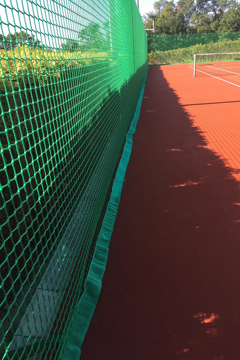 BARRIER NETTING FOR TENNIS COURTS