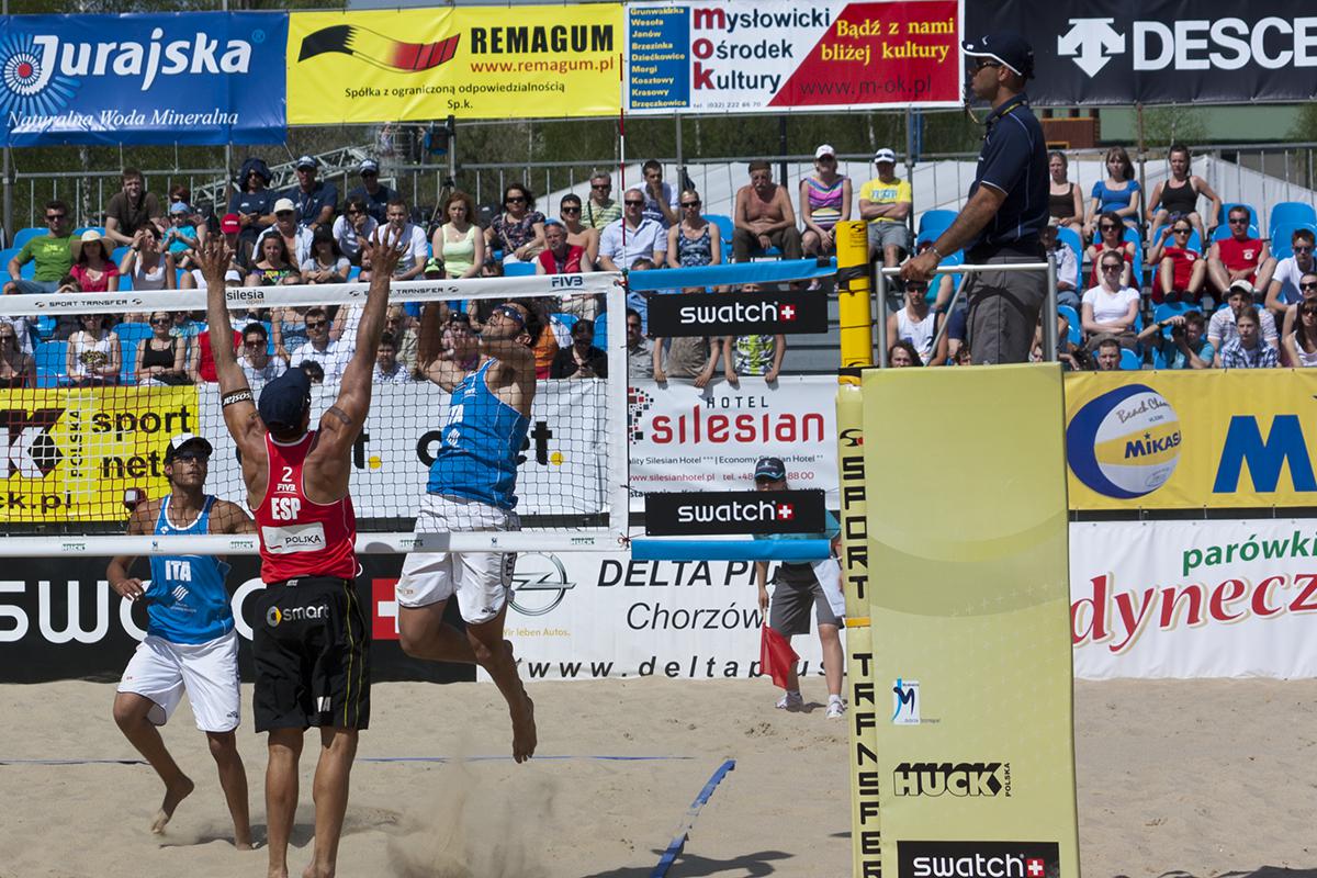 VOLLEYBALL NET CORD COVER